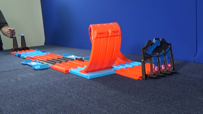 Hot Wheels track builder